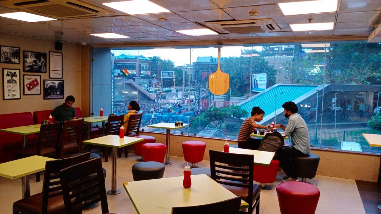Domino's Pizza | South Extension I, New Delhi