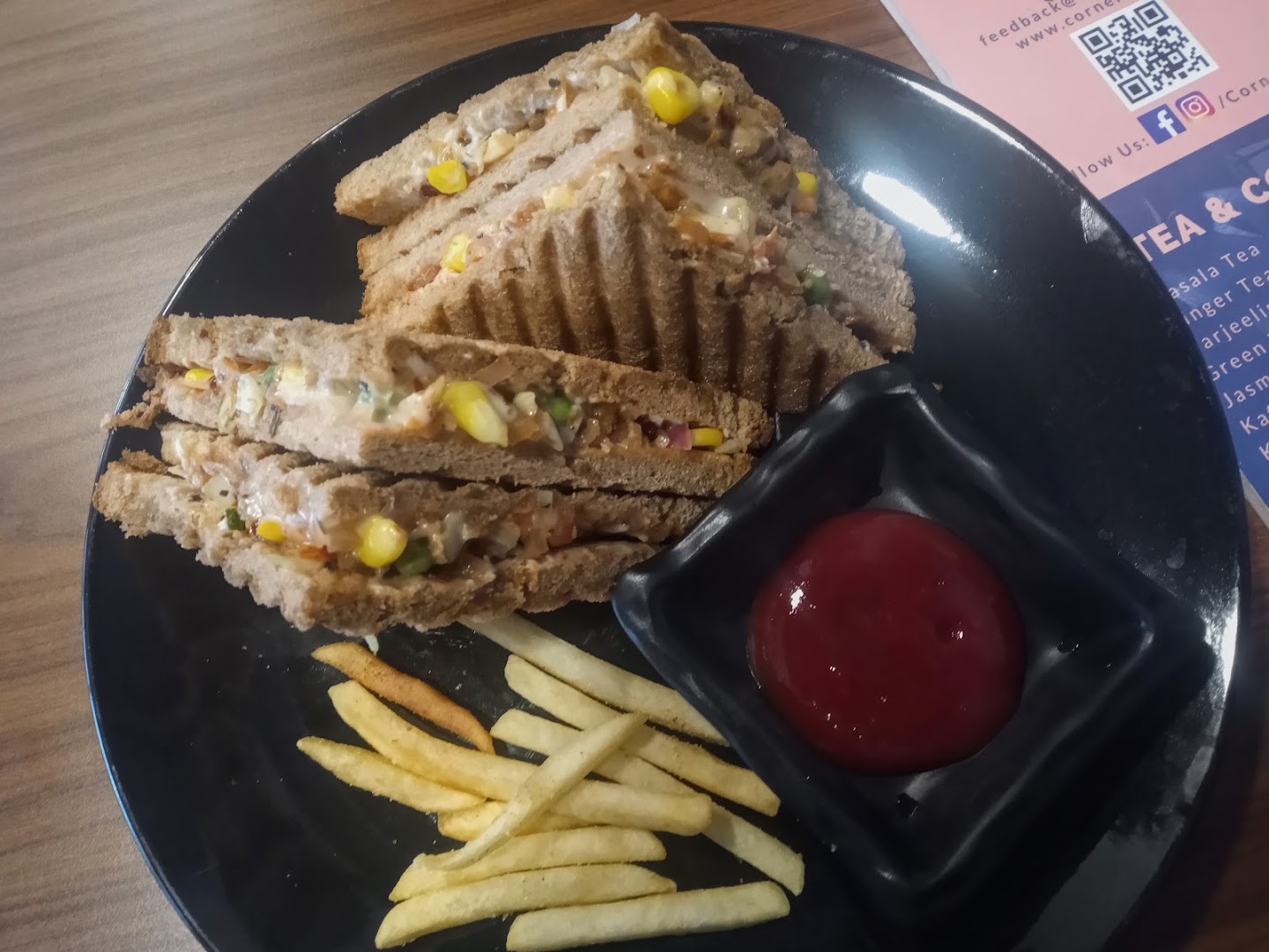Meet and eat cafe