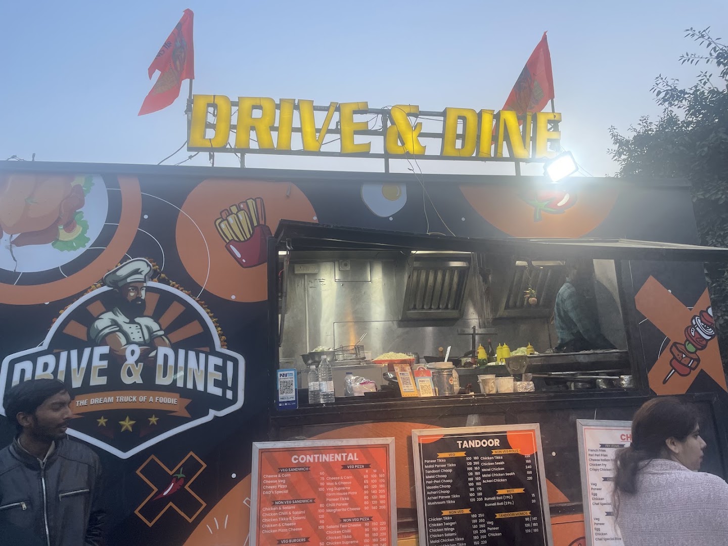 DRIVE & DINE
