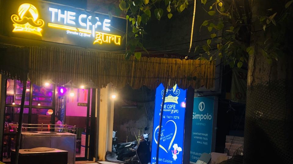 The cafe guru