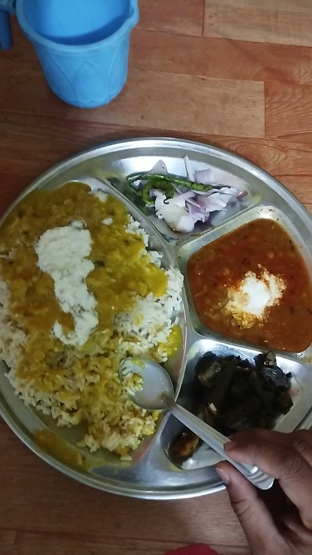 Yadav Ji Hotel