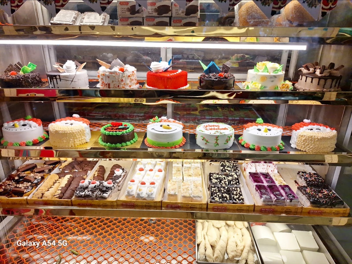 Muskan Bakers And Confectioners