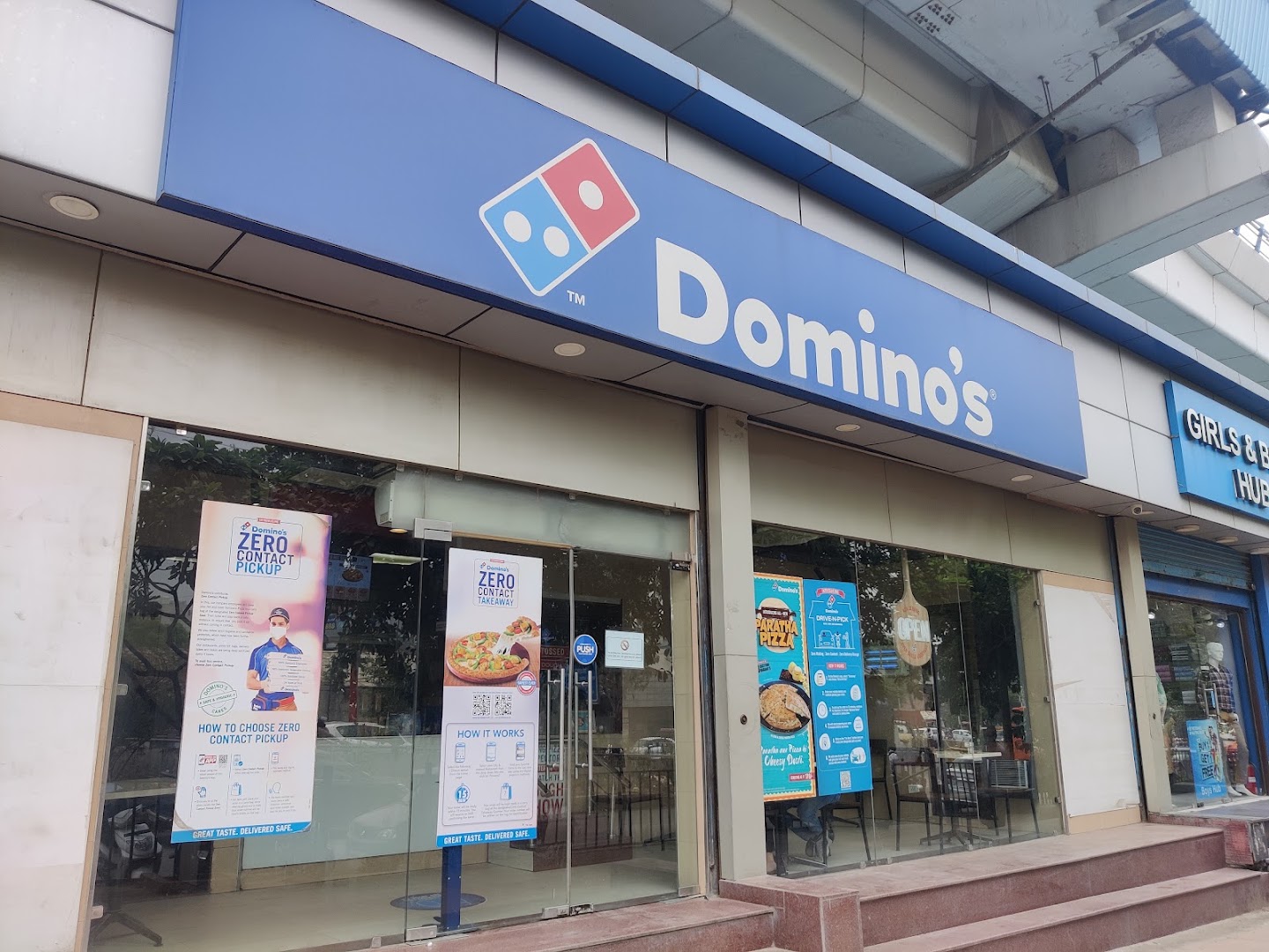 Domino's Pizza | Kirti Nagar Metro Station, Delhi