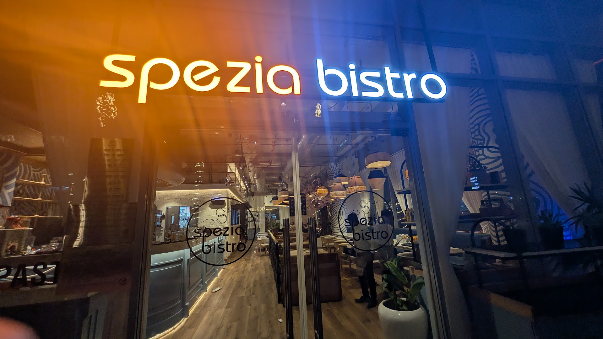 Spezia Bistro